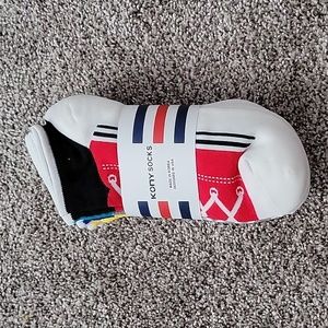 Converse looking socks. Brand New